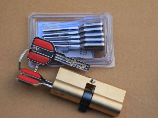 金川24小时上门开锁公司